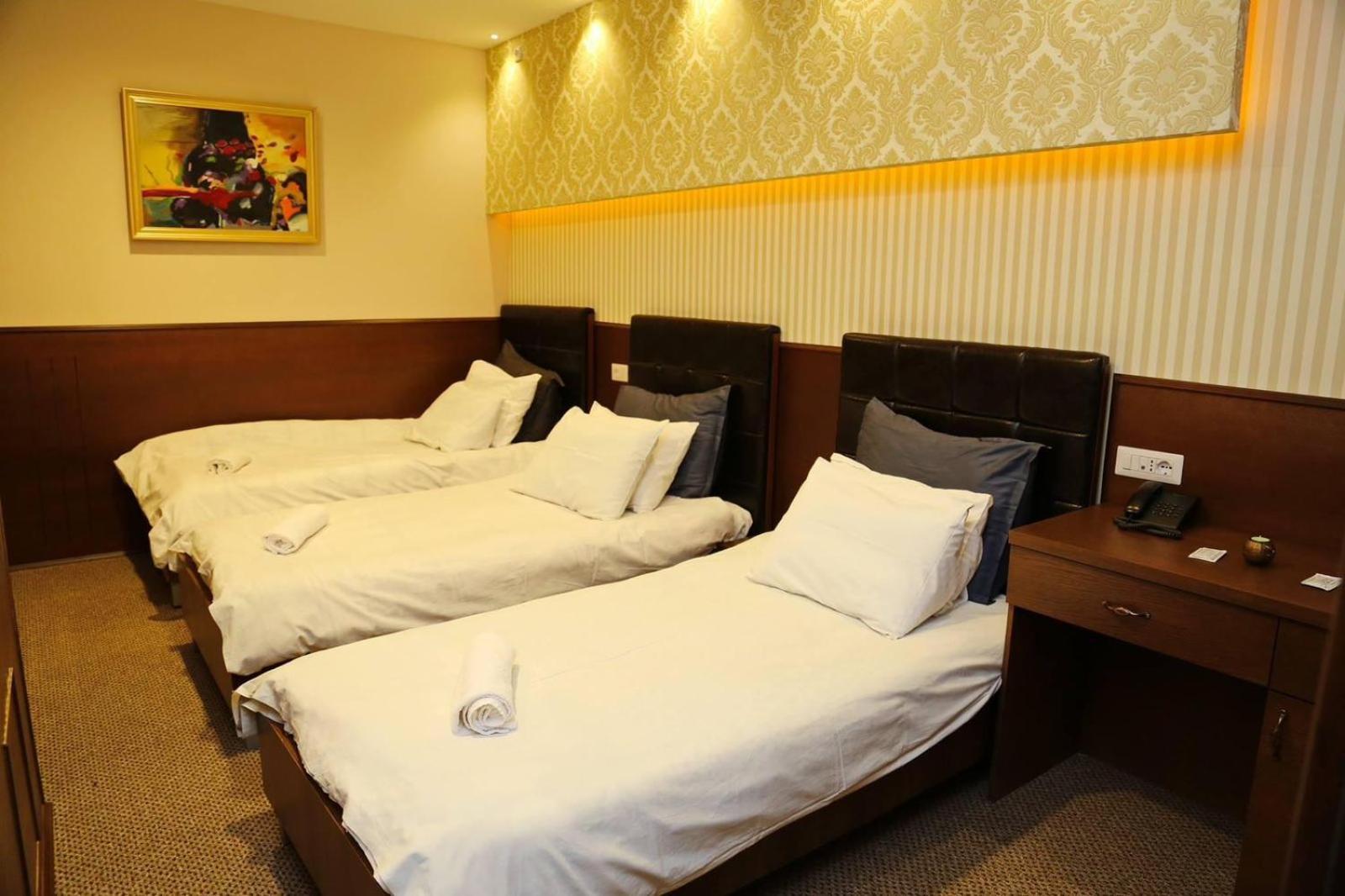 Hotel Ok Призрен Экстерьер фото