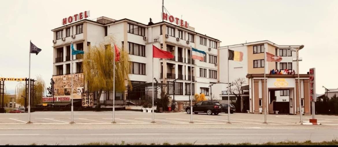 Hotel Ok Призрен Экстерьер фото