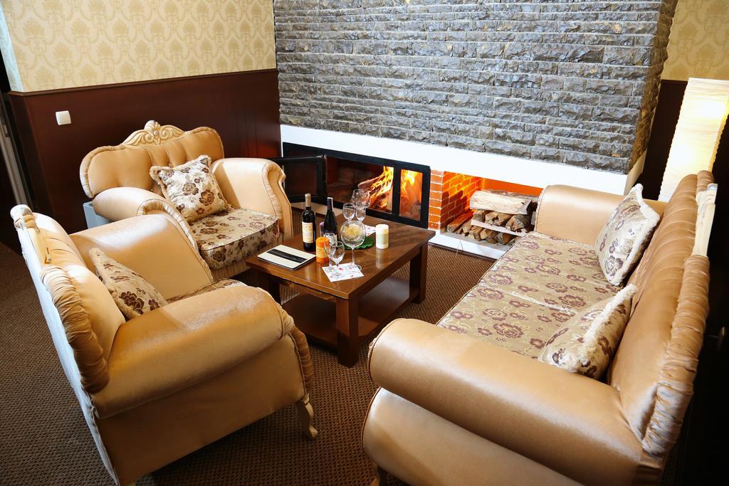 Hotel Ok Призрен Экстерьер фото