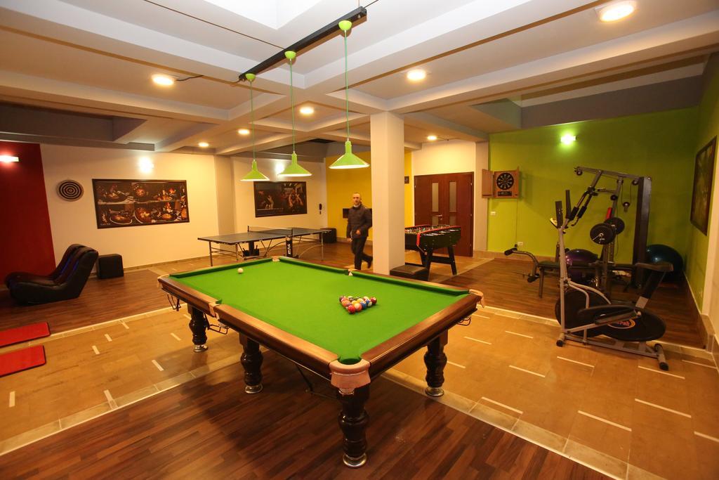 Hotel Ok Призрен Экстерьер фото